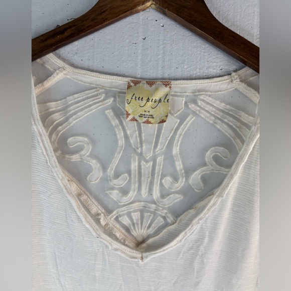 Free People M Boho Lace Trim V-Neck Long Sleeved Top in Off-White - Picture 3 of 10